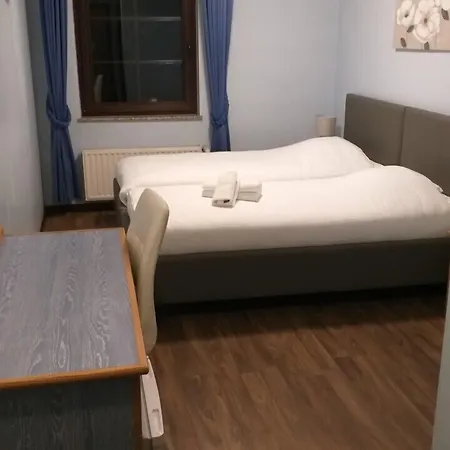 Hotel L'empire 3*