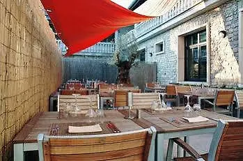 L'empire Hotell 3*